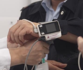 C-NP-R07-A93A负压睡眠呼吸障碍辅助治疗仪莱镁售后